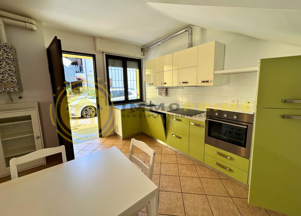 Ampio monolocale 45mq piano terra - Foto 6