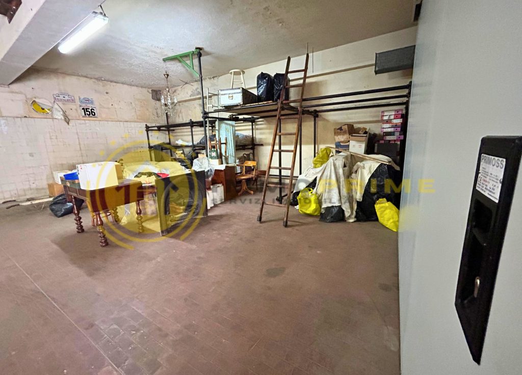 Autorimessa Melchiorre Gioia 150mq - Foto 11