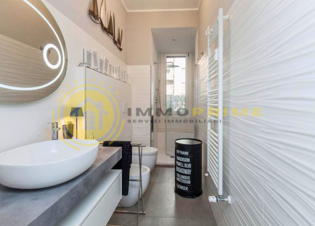 Trilocale piano rialzato 100mq 2 bagni ristrutturato - Foto 13