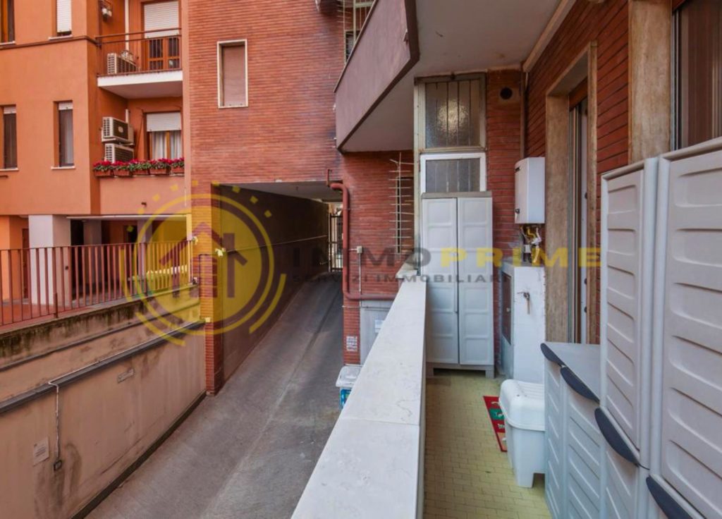 Trilocale piano rialzato 100mq 2 bagni ristrutturato - Foto 17