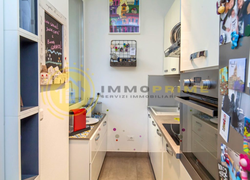 Trilocale piano rialzato 100mq 2 bagni ristrutturato - Foto 3