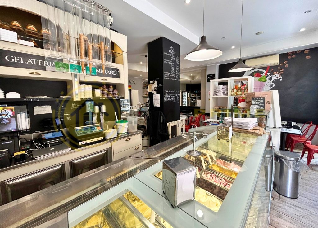 Gelateria e caffetteria avviata cedesi licenza - Foto 16
